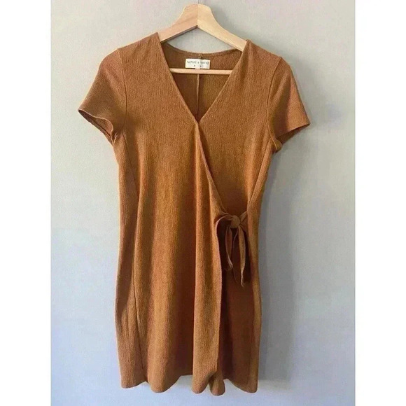 Madewell Texture And Thread Tie Faux Wrap Mini Dress Size XS Fall Spice Mustard - Picture 2 of 9